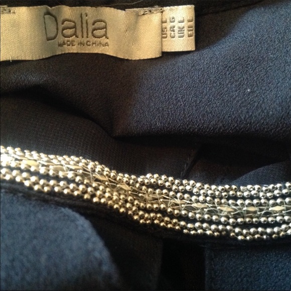 Top - Picture 5 of 6